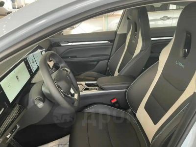 Livan S6 Pro Premium 1.5 АМТ превью 4