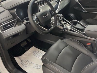 Geely Atlas Pro Flagship 1.5 АМТ превью 4