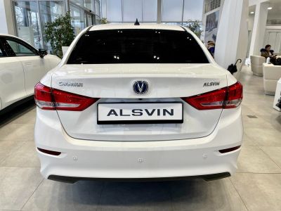 Changan Alsvin DLX 1.5 АМТ превью 2