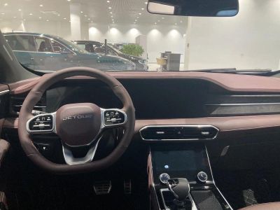 Jetour X90 Plus Elite 2.0 АМТ превью 9