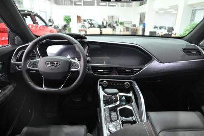 Geely Tugella Luxury 2.0 АКПП превью 5