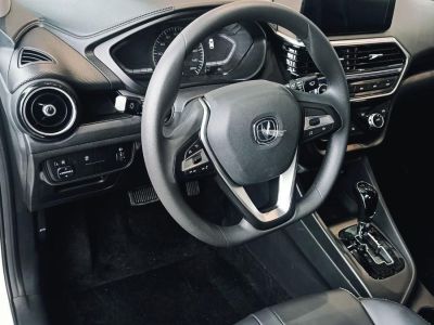 Changan Alsvin DLX 1.5 АМТ превью 4