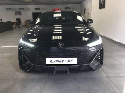 Changan UNI-V DLX 1.5 АМТ превью 2