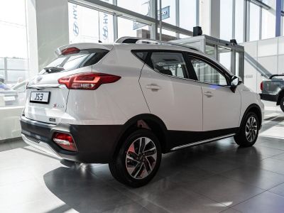 JAC JS3 Luxury 1.6 CVT превью 4