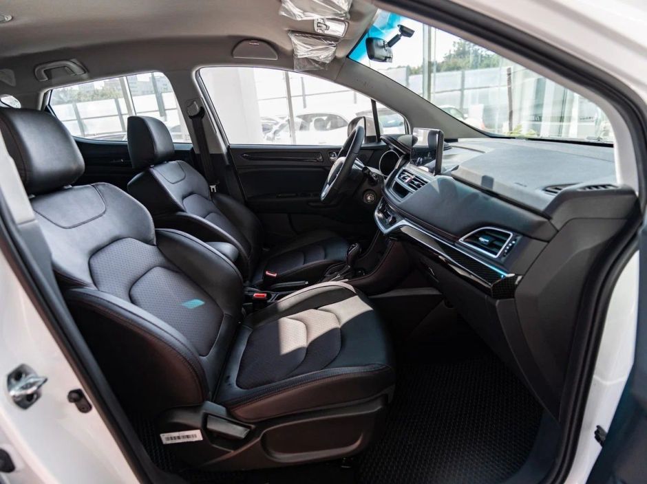 JAC JS3 Luxury 1.6 CVT фото 6