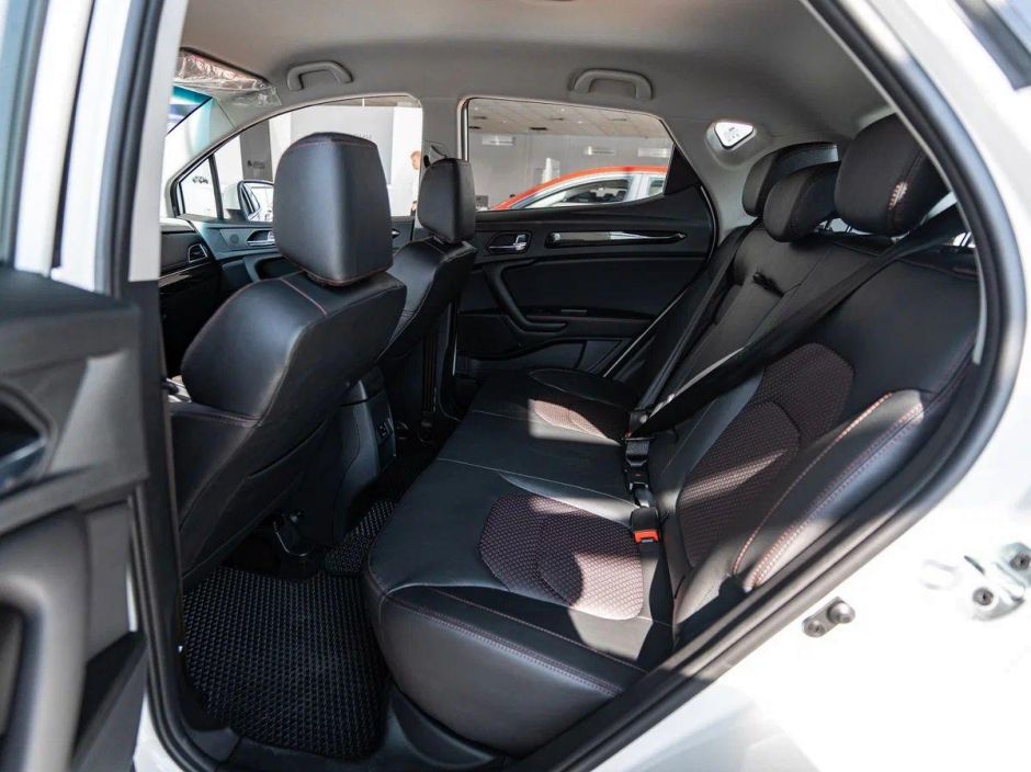 JAC JS3 Luxury 1.6 CVT фото 10