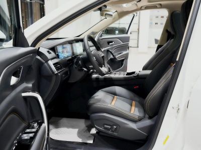 FAW Bestune T77 Luxury (DCT) 1.5 АМТ превью 16