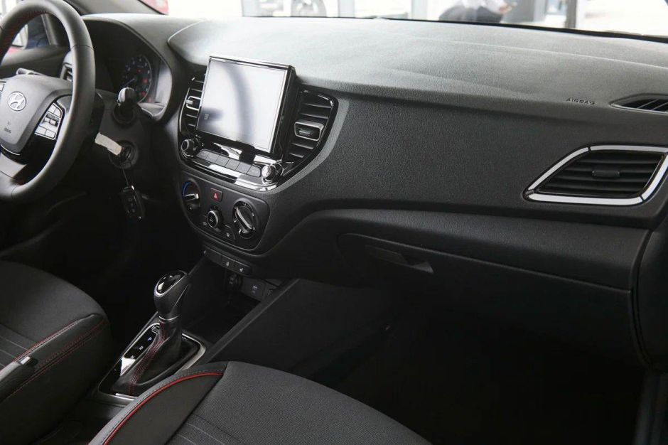 Solaris HS Sportline Comfort 1.6 АКПП фото 5