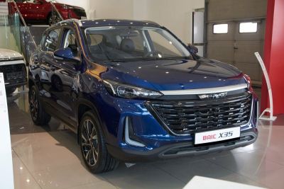 Baic X35 Luxury 1.5 CVT превью 2