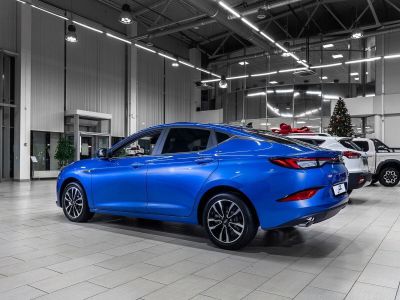 JAC J7 Luxury 1.5 CVT превью 4