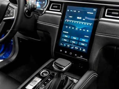 JAC J7 Luxury 1.5 CVT превью 6