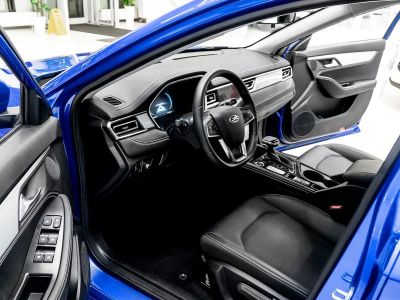 JAC J7 Luxury 1.5 CVT превью 9