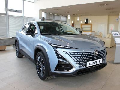 Changan UNI-T Tech 1.5 АМТ превью 2