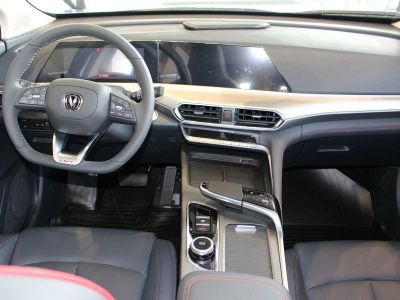 Changan UNI-T Tech 1.5 АМТ превью 5