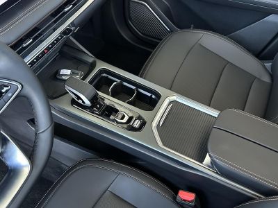 Geely Okavango Flagship 2.0 АМТ превью 6