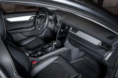 JAC J7 Luxury 1.5 CVT превью 9