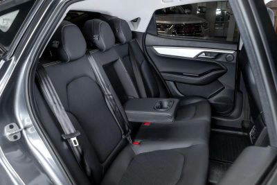 JAC J7 Luxury 1.5 CVT превью 11