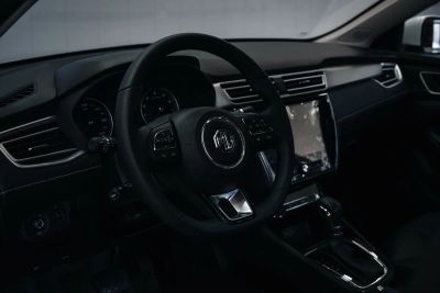 MG 5 Comfort 1.5 CVT превью 6