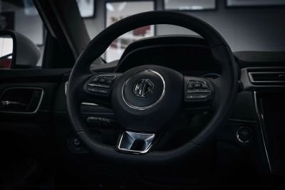 MG 5 Comfort 1.5 CVT превью 7