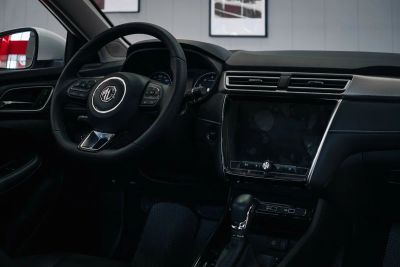 MG 5 Comfort 1.5 CVT превью 8