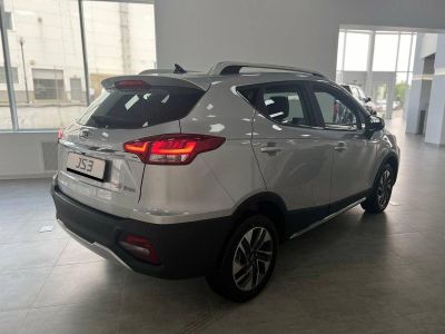 JAC JS3 Luxury 1.6 CVT превью 4