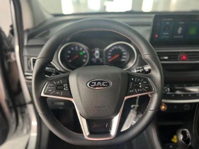 JAC JS3 Luxury 1.6 CVT превью 6