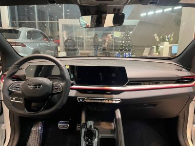 Geely Coolray Flagship 1.5 АМТ превью 5