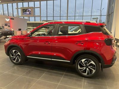 Kaiyi X3 Luxury 1.5 CVT превью 3
