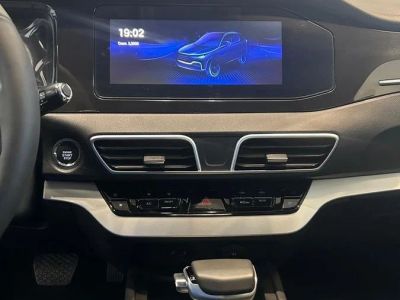 Kaiyi X3 Luxury 1.5 CVT превью 9