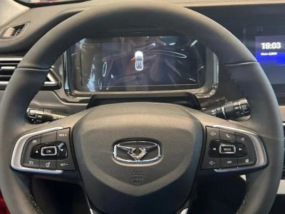 Kaiyi X3 Luxury 1.5 CVT превью 10