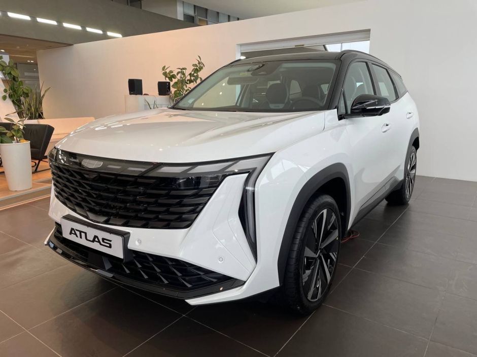 Geely Atlas Flagship Sport 2.0 АКПП, 2024 фото 1