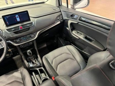 JAC JS3 Luxury 1.6 CVT превью 8
