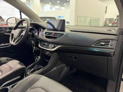 JAC JS3 Luxury 1.6 CVT превью 9