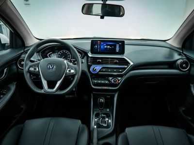 Changan Alsvin DLX 1.5 АМТ превью 5