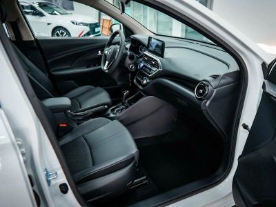 Changan Alsvin DLX 1.5 АМТ превью 9