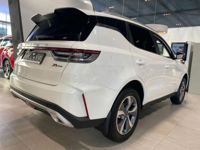 Livan X6 Pro Premium 1.5 АМТ превью 3