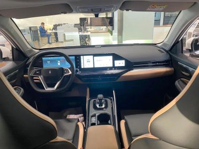 Livan X6 Pro Premium 1.5 АМТ превью 5