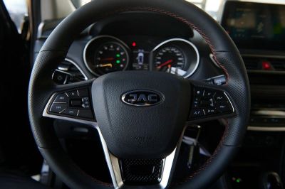 JAC JS3 Luxury 1.6 CVT превью 5