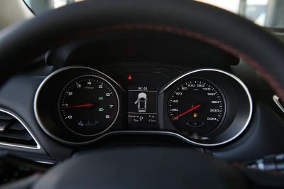 JAC JS3 Luxury 1.6 CVT превью 10