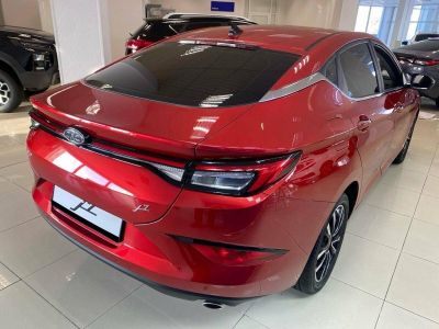JAC J7 Luxury 1.5 CVT превью 4