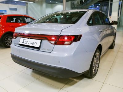 Livan S6 Pro Premium 1.5 АМТ превью 3