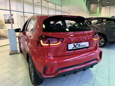 Livan X3 Pro Luxury 1.5 CVT превью 2