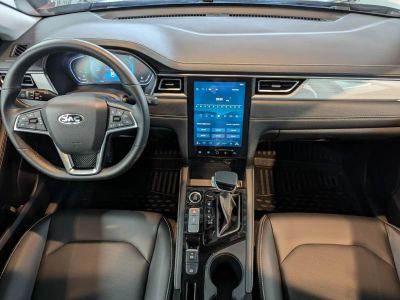 JAC J7 Luxury 1.5 CVT превью 5