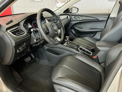 MG 5 Deluxe 1.5 CVT превью 7
