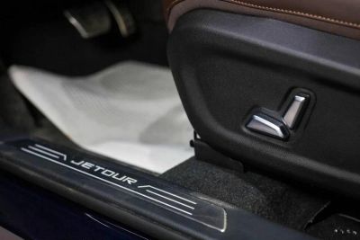 Jetour X90 Plus Luxury 2.0 АМТ превью 17