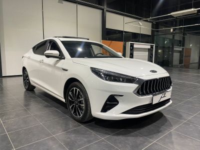 JAC J7 Tech 1.5 CVT превью 2