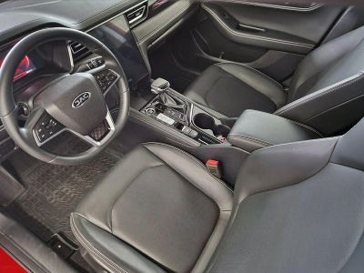 JAC J7 Luxury 1.5 CVT превью 7