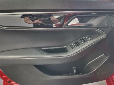 JAC J7 Luxury 1.5 CVT превью 12