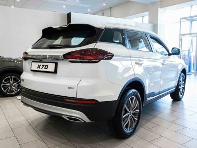 Belgee X70 Prestige 1.5 АМТ превью 3