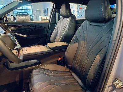 Geely Preface 2.0 АМТ превью 5